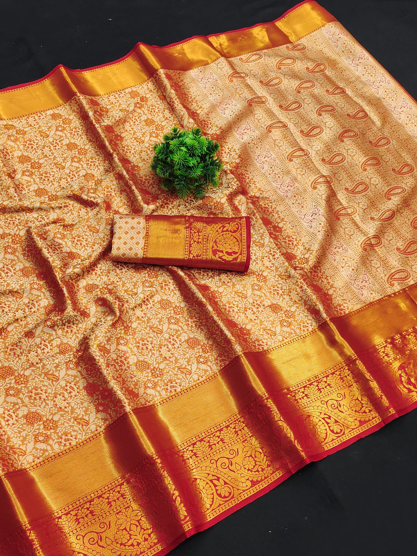 Hemang Traditional Silk Saree With Blend Of Purity & Elegance