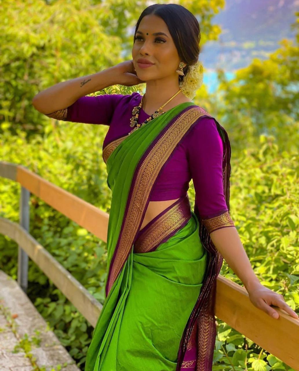 Opulent Woven Green Banarasi Silk Saree for Special Occasions