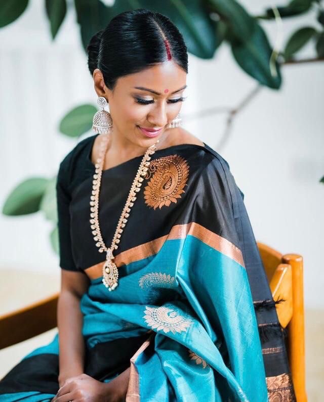 Captivating Black and Blue Zari Woven Banarasi Soft Silk Saree for a Stylish Statement