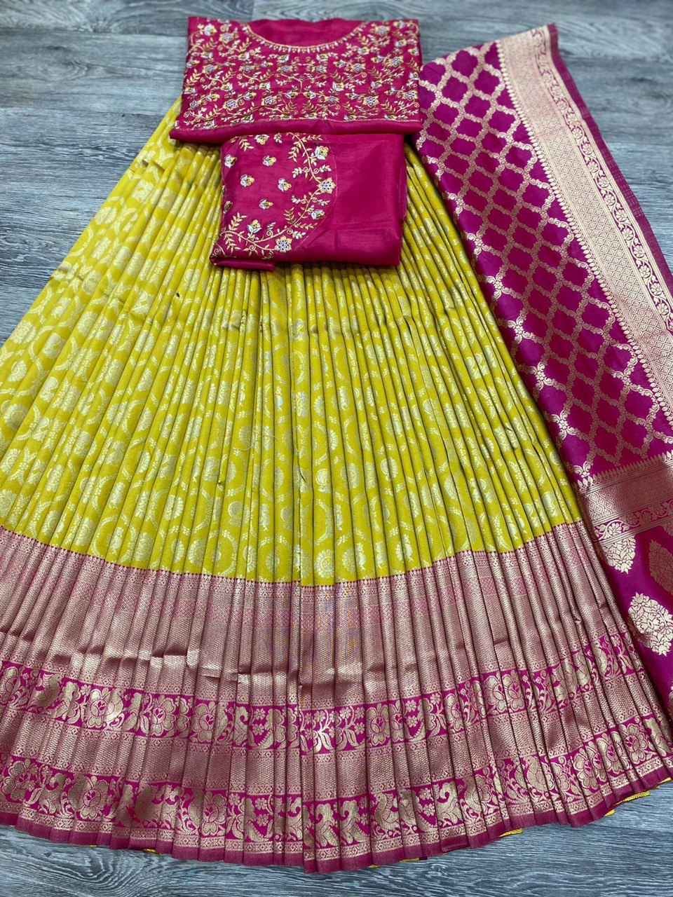 lehenga choli for wedding